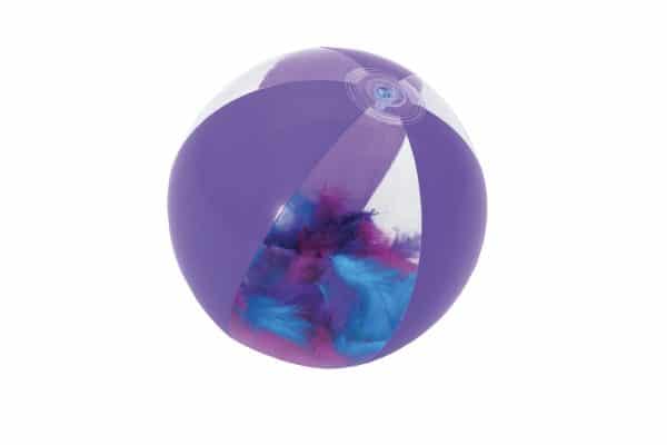 Ballon de plage avec plumes